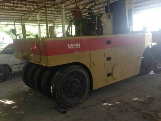 ขาย 295,000 รถบดล้อยาง 9 ล้อ WATANABE WP902 เครื่องดี เกียรดี ยางไม่สวย เอกสารเล่มทะเบียน ม.79   รถอยู่ จ.นครสวรรค์ โทร&amp;ไอดีไลน์ 0610710295