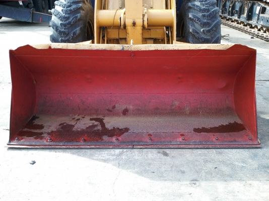 โปรโมชั่นสิ้นปี เคลียสต็อก ขายรถตัก Komatsu 510 ปึ 1981 7,874 ชม สนใจ 061-4194021 NDT Thailand Line : 0614194021 พรภวิษย์