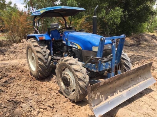 ขาย 415,000 บาท NEWHOLLAND TT55 สองเพลา 2,830 ชม. เครื่องดี เกียร์ดี ยางดี (ใบมีด- หาง 7 ) เอกสารเล่มทะเบียน รถอยู่ จ.ร้อนเอ็ด โทร&ไอดีไลน์ 0610710295 ขาย 415,000 บาท NEWHOLLAND TT55 สองเพลา 2,830 ชม. เครื่องดี เกียร์ดี ยางดี (ใบมีด- หาง 7 ) เอกสารเล่มทะเบียน รถอยู่ จ.ร้อนเอ็ด โทร&ไอดีไลน์ 0610710295