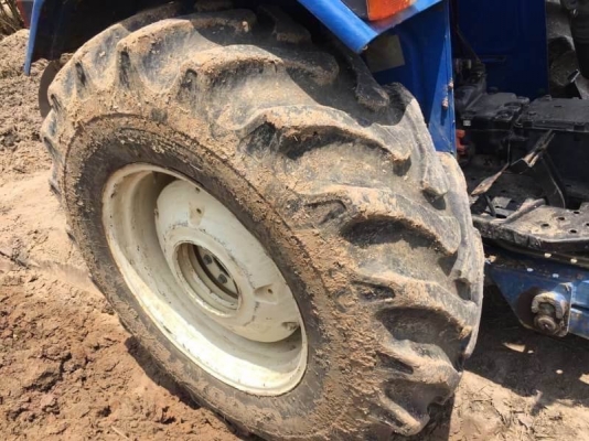 ขาย 415,000 บาท NEWHOLLAND TT55 สองเพลา 2,830 ชม. เครื่องดี เกียร์ดี ยางดี (ใบมีด- หาง 7 ) เอกสารเล่มทะเบียน รถอยู่ จ.ร้อนเอ็ด โทร&ไอดีไลน์ 0610710295 ขาย 415,000 บาท NEWHOLLAND TT55 สองเพลา 2,830 ชม. เครื่องดี เกียร์ดี ยางดี (ใบมีด- หาง 7 ) เอกสารเล่มทะเบียน รถอยู่ จ.ร้อนเอ็ด โทร&ไอดีไลน์ 0610710295