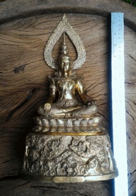 พระศรีอาริยะเมตตรัยโย เนื้อโลหะหล่อ ฐาน 7นิ้ว หน้าตัก 5นิ้ว สูง 14.5นิ้ว พระหิ้งพระบ้านไว้บูชาเพื่อความสิริมงคล