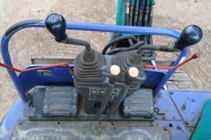 ขาย 220,000 ด่วน KOMATSU PC30FR-1 สภาพสวยพร้อมใช้งาน เครื่องดี ปั้มดีเยี่ยม เอกสารชื้อขาย รถอยู่ จ.นครปฐม สนใจสอบถาม 0610710295 ขาย 220,000 ด่วน KOMATSU PC30FR-1 สภาพสวยพร้อมใช้งาน เครื่องดี ปั้มดีเยี่ยม เอกสารชื้อขาย รถอยู่ จ.นครปฐม สนใจสอบถาม 0610710295