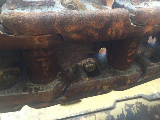 ขาย 1,350,000 รถแทรคเตอร์ CAT D 9 H ซื้อเก่านอกมา 1 ปี ทำงานน้อยมาก เครื่องดี เกียร์ทอคร์แรง ลิปเปอร์หลัง ช่วงล่างแน่นจากนอก เอกสารอินวอยทร์   รถอยู่ สระบุรี โทร&amp;ไอดีไลน์ 0610710295