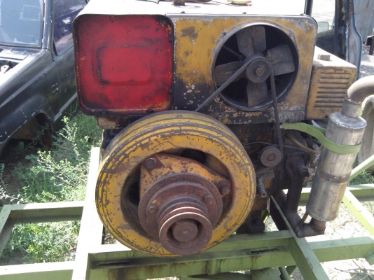 เครื่องสูบนํ้าพร้อมใช้งาน เครื่องสูบนํ้าพร้อมใช้งาน