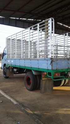 รถบรรทุก 120 NQR รถบรรทุก 120 NQR