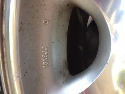 แมกซ์แท้ vx80พร้อมยาง275/70/16