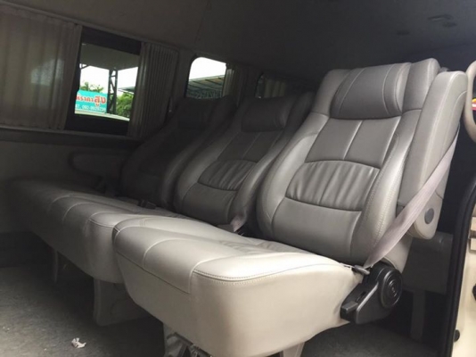 โทร 092-272-6669 ตันหยง  TOYOTA COMMUTER 3.0cc ดีเซลล์ ปีจดทะเบียน 2014. เกียร์ธรรมดา