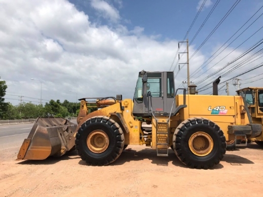 ขายรถตักล้อยาง TCM L40 รถนอกนำเข้าจากญี่ปุ่น สภาพสวยพร้อมใช้ มีVDOการทำงานครับ ขายรถตักล้อยาง TCM L40 รถนอกนำเข้าจากญี่ปุ่น สภาพสวยพร้อมใช้ มีVDOการทำงานครับ