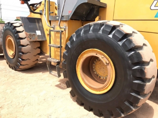 ขายรถตักล้อยาง TCM L40 รถนอกนำเข้าจากญี่ปุ่น สภาพสวยพร้อมใช้ มีVDOการทำงานครับ ขายรถตักล้อยาง TCM L40 รถนอกนำเข้าจากญี่ปุ่น สภาพสวยพร้อมใช้ มีVDOการทำงานครับ