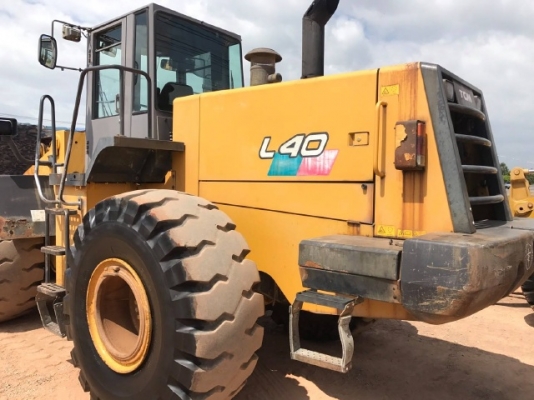 ขายรถตักล้อยาง TCM L40 รถนอกนำเข้าจากญี่ปุ่น สภาพสวยพร้อมใช้ มีVDOการทำงานครับ ขายรถตักล้อยาง TCM L40 รถนอกนำเข้าจากญี่ปุ่น สภาพสวยพร้อมใช้ มีVDOการทำงานครับ