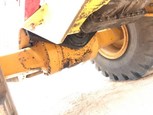 ขายรถตักล้อยาง TCM L40 รถนอกนำเข้าจากญี่ปุ่น สภาพสวยพร้อมใช้ มีVDOการทำงานครับ ขายรถตักล้อยาง TCM L40 รถนอกนำเข้าจากญี่ปุ่น สภาพสวยพร้อมใช้ มีVDOการทำงานครับ