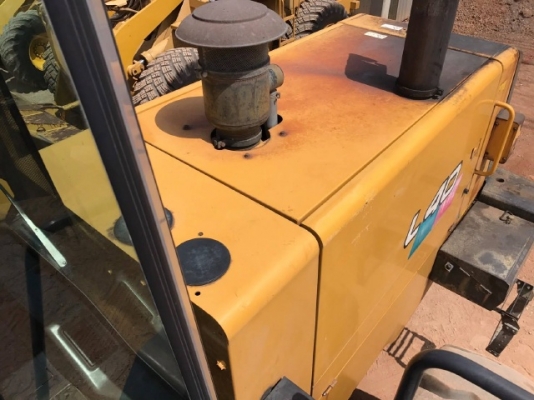 ขายรถตักล้อยาง TCM L40 รถนอกนำเข้าจากญี่ปุ่น สภาพสวยพร้อมใช้ มีVDOการทำงานครับ ขายรถตักล้อยาง TCM L40 รถนอกนำเข้าจากญี่ปุ่น สภาพสวยพร้อมใช้ มีVDOการทำงานครับ