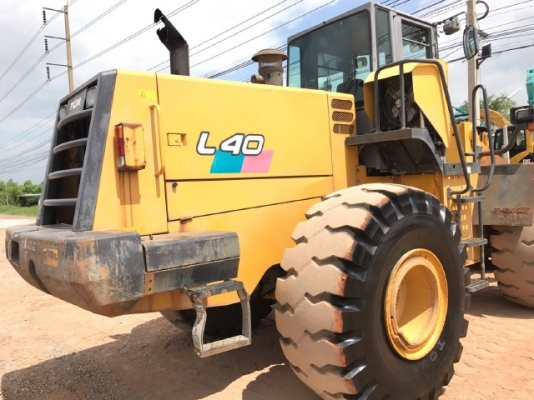 ขายรถตักล้อยาง TCM L40 รถนอกนำเข้าจากญี่ปุ่น สภาพสวยพร้อมใช้ มีVDOการทำงานครับ ขายรถตักล้อยาง TCM L40 รถนอกนำเข้าจากญี่ปุ่น สภาพสวยพร้อมใช้ มีVDOการทำงานครับ