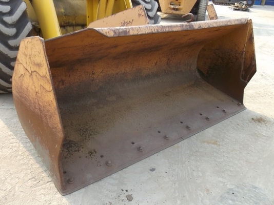 ขายรถตัก Komatsu 515 ปึ 1979 9,823 ชม สนใจ 061-4194021 NDT Thailand Line : 0614194021 พรภวิษย์