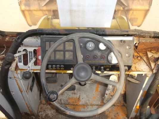 ขายรถตัก Komatsu 515 ปึ 1979 9,823 ชม สนใจ 061-4194021 NDT Thailand Line : 0614194021 พรภวิษย์