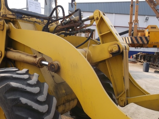 ขายรถตัก Komatsu 515 ปึ 1979 9,823 ชม สนใจ 061-4194021 NDT Thailand Line : 0614194021 พรภวิษย์