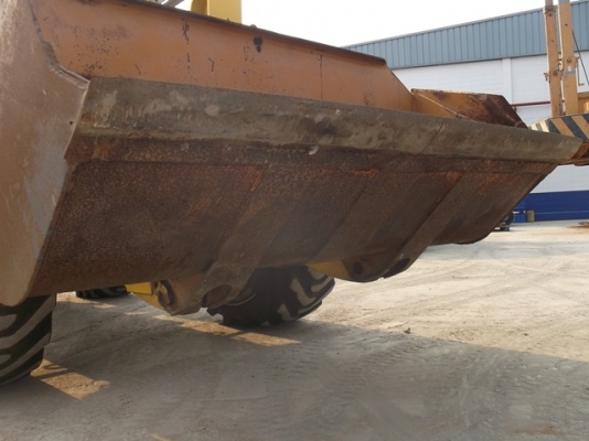 ขายรถตัก Komatsu 515 ปึ 1979 9,823 ชม สนใจ 061-4194021 NDT Thailand Line : 0614194021 พรภวิษย์