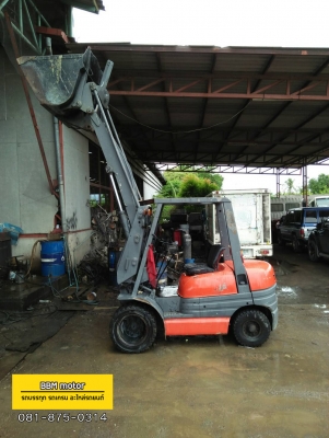 รถตักโตโยต้า 4SD10 รถตักโตโยต้า 4SD10