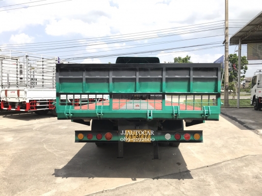 ขาย 6 ล้อ ????สไลด์ ISUZU NQR EURO 3 เครื่องคอมมอลเรล 175 เเรงถาดสไลด์ยาว 6.00 เมตร กว้าง 2.30 เมตร จดทะเบียนปี 2556 ( 2013 ) หัวเดิมเครื่องดี คลัซซีสวย สภาพพร้อมใช้งานราคา 980,000 บาทจัดไฟเเนนได้ดูรถได้ที่เต็นท์รถ JJ.AUTOCAR 2 หลังวัดจันทรารามติดถนนเ ขาย 6 ล้อ ????สไลด์ ISUZU NQR EURO 3 เครื่องคอมมอลเรล 175 เเรงถาดสไลด์ยาว 6.00 เมตร กว้าง 2.30 เมตร จดทะเบียนปี 2556 ( 2013 ) หัวเดิมเครื่องดี คลัซซีสวย สภาพพร้อมใช้งานราคา 980,000 บาทจัดไฟเเนนได้ดูรถได้ที่เต็นท์รถ JJ.AUTOCAR 2 หลังวัดจันทรารามติดถนนเ