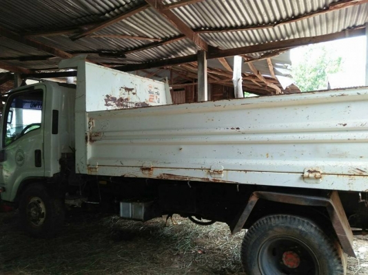 ขายรถดั้ม NMR 130แรง สภาพสวย ราคา450,000 สนใจโทร 090-8588220 093-3258446 www.narong2truck.com www.tr ขายรถดั้ม NMR 130แรง สภาพสวย ราคา450,000 สนใจโทร 090-8588220 093-3258446 www.narong2truck.com www.tr