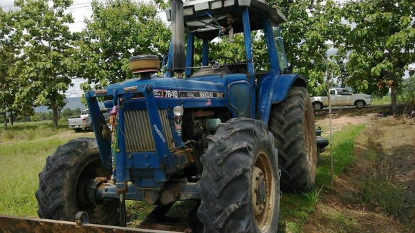 ขายดาวน์ รถไถฟร์อด7810 2เพลาเอกสารเล่มทะเบียน ดาวน์180,000ส่งต่อ200,000 เปลี่ยนสัญญาได้เลย สภาพใช้งานประจำเครื่องเดิม ขายดาวน์ รถไถฟร์อด7810 2เพลาเอกสารเล่มทะเบียน ดาวน์180,000ส่งต่อ200,000 เปลี่ยนสัญญาได้เลย สภาพใช้งานประจำเครื่องเดิม