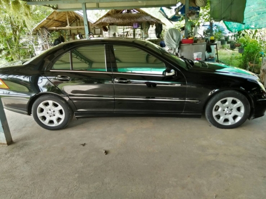 ขายรถเก๋ง BENZ ปี2005 เครื่อง.150 แรงม้า สะภาพเดิมๆ เครื่องแน้น เกียร์นิ้ม รถสวยหรู ใช้น้อย ราคา.620000 สนใจขอรายละเอียดเพื่มเติมได้ที่.081-3531946 ต่อ.บางนา &amp; ไอร์ดีลาย รถอยู่ชัยนาถ