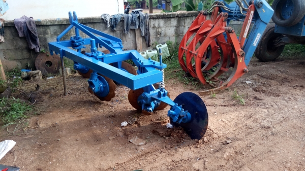 ขายหางสับใบ ของ ก.แสงยนต์ ขายหางสับใบ ของ ก.แสงยนต์