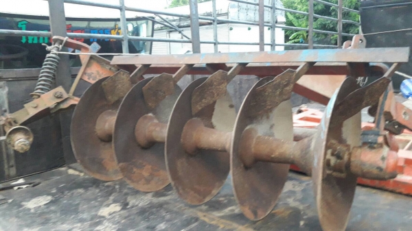 ขาย 13.000บาท ผานไถ 5x20นิ้ว