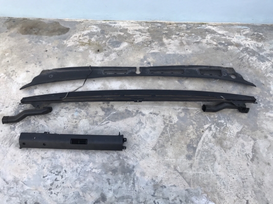 แผงจิ้งหรีด isuzu mu สภาพสวย ใส่ tfr cameo  1500 บาท