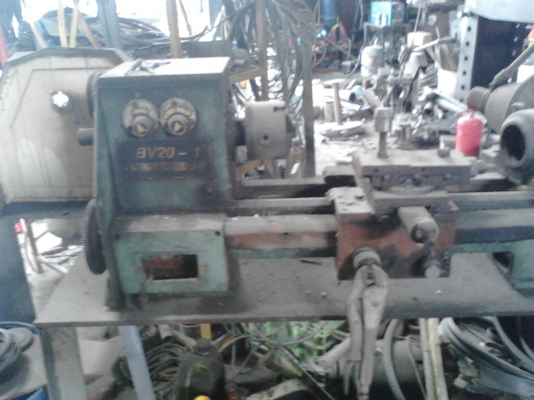 ขายด่วน แท่นกลึง 1ม. กลึงเกียวได้ ขาย 6000    (ไม่มีไดร์)