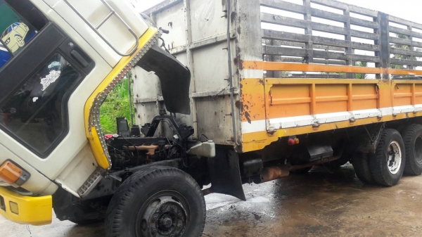 ขาย 45.000บาทกระบะ 10ล้อ ร็อกกี้  ช่วงยาว6.80เมตร สูง170ม, สภาพดีไม่มีผุ