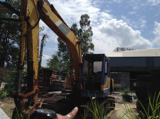 ขายรถแมคโคตามสภาพ KOBELCO SK120-2