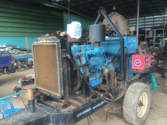 เครื่องสูบน้ำหน้า12นิ้วพร้อมใช้ครับเครื่องEH700