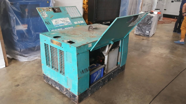 เครื่องเชื่อมสนาม Denyo DAW500S 500A แยกเชื่อมได้ 2หัว มือสอง เครื่องเชื่อมสนาม Denyo DAW500S 500A แยกเชื่อมได้ 2หัว มือสอง