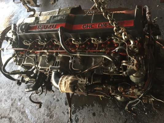 เครื่อง6HE1เก่าญี่ปุ่นพร้อมหมายเลข