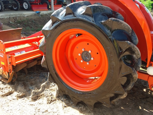 . ขายรถไถคูโบต้าL3608 SP.  (สีเดิม)3&times;&times;ชม. พร้อมใบมีด+โรตารี่ รถสวยใช้งานน้อย  #จัดส่งฟรี