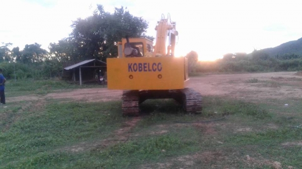 ขาย!! >>> Kobelco Sk120 ราคา 360,000 บาท <<< เบอร์ติดต่อ 098-7155789