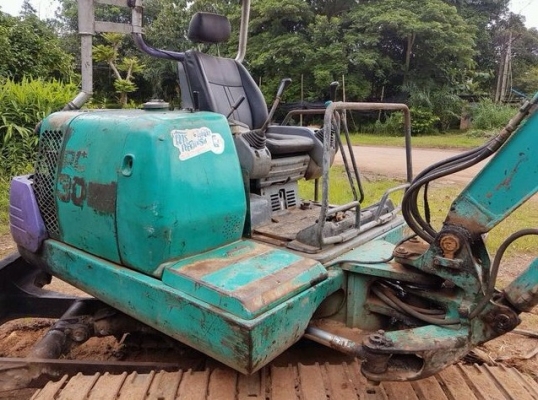 ขาย!! >>> Komatsu Pc30 รุ่น 7 พร้อมใช้งาน <<< เบอร์ติดต่อ 098-7155789