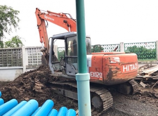 ขาย!! >>> Hitachi Ex120 รุ่น 3 พร้อมใช้งาน ไฟฟ้าครบ <<< เบอร์ติดต่อ 098-7155789