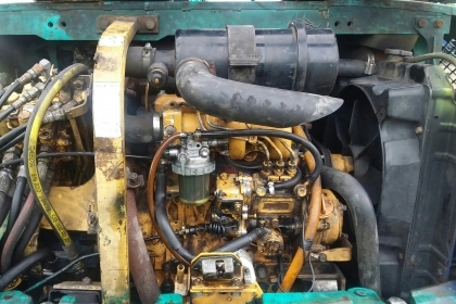 ขาย!! >>> Komatsu Pc30 รุ่น 7 ปั้มนิ้ว ช่วงล่างเต็ม <<< เบอร์ติดต่อ 098-7155789