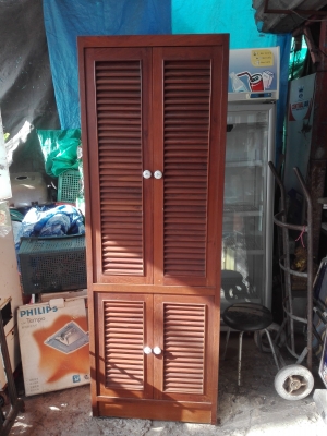 ตู้ไม้สัก