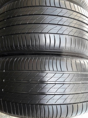ยางมือสอง MICHELIN รุ่น PRIMACY.3ST 225 50R17 สัปดาห์ที่36 ปี2016 ยางติดรถปี2017 สภาพสวยมากๆ90\% ดอกยางเต็มๆ90\%คุ้มสุดๆใช้อีกยาวๆไม่แพง ยางมือสอง MICHELIN รุ่น PRIMACY.3ST 225 50R17 สัปดาห์ที่36 ปี2016 ยางติดรถปี2017 สภาพสวยมากๆ90\% ดอกยางเต็มๆ90\%คุ้มสุดๆใช้อีกยาวๆไม่แพง
