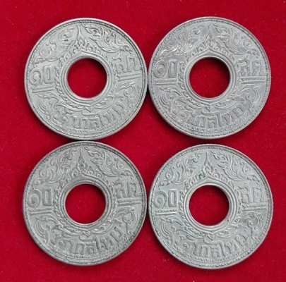 เหรียญ 10 สตางค์ ปี 2484 จำนวน 4 เหรียญ ติดต่อ 098-1861608