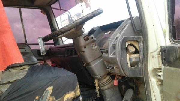 ขาย HINO 3M วางเครื่อง 1M 220 รถใช้งาน ปกติ ครับ