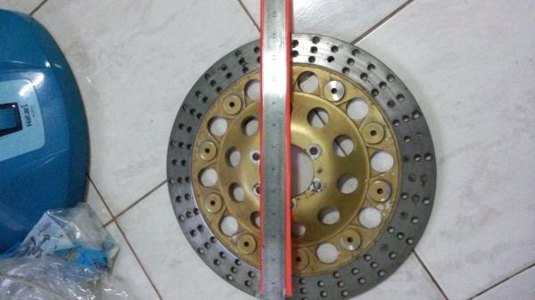 ชายอะไหล่มอไซค