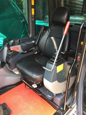 KOBELCO MACK8 YN12 SUPPER X ใช้งาน8000ช.ม จัดแน็นใด้1500000