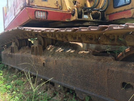 Komatsu200-3ตูดแดงคอลโทรนสั้น รถเดิมๆมือเดียวป้ายแดง รถบอดี้เดิมๆสดๆ 450,000฿ต่อรองได้0819468081