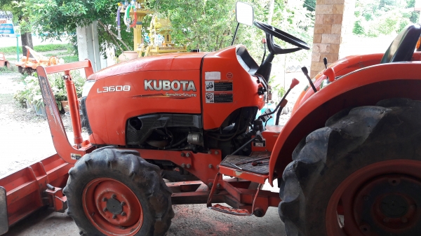 ขายรถไถL3608ใบมีดผาลบุกเบิกพร้อมใช้ครับ