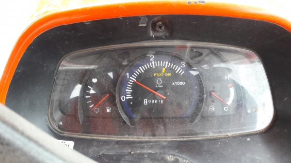 ขายรถไถL3608ใบมีดผาลบุกเบิกพร้อมใช้ครับ