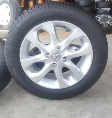 ขายล้อNISSAN March TOP 15 MC  ยางปี15 4 ล้อ